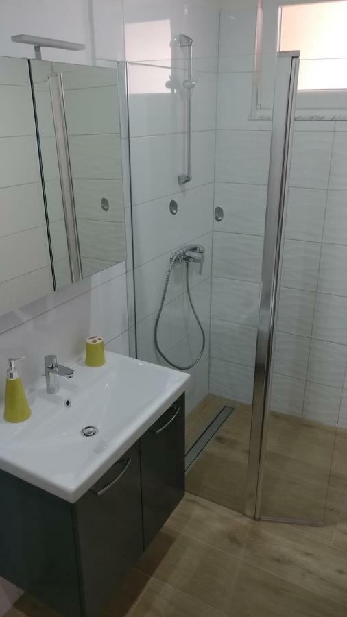 Apartmani Nimcevic Biograd Na Moru Exterior photo